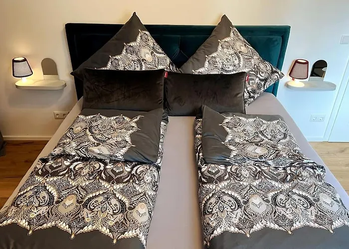 4younic Glonn1 * Boxspring * Jacuzzi * Netflix*65“ Apartmán Glonn